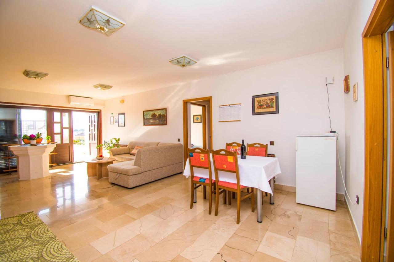 Apartments Grand & Plav In Krk 克尔克 外观 照片