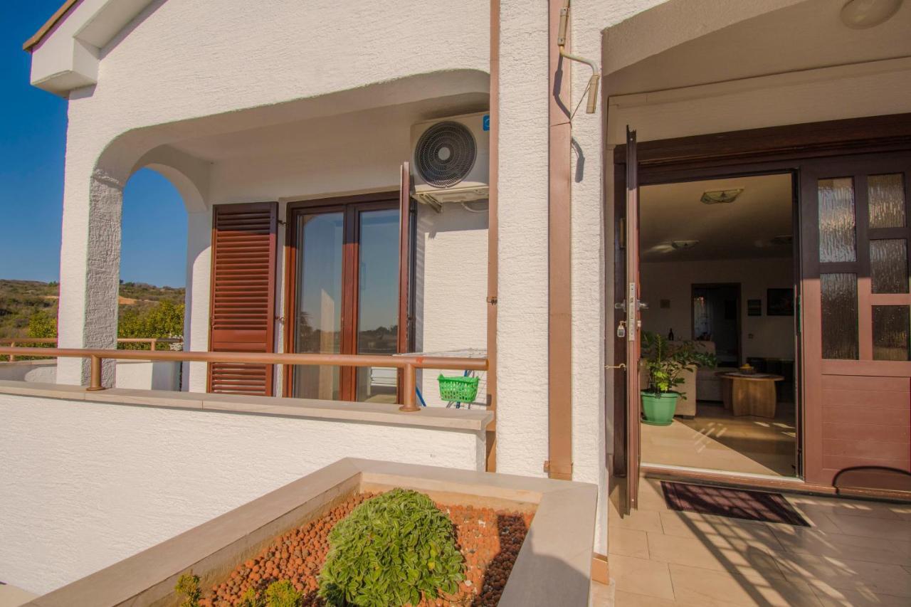 Apartments Grand & Plav In Krk 克尔克 外观 照片