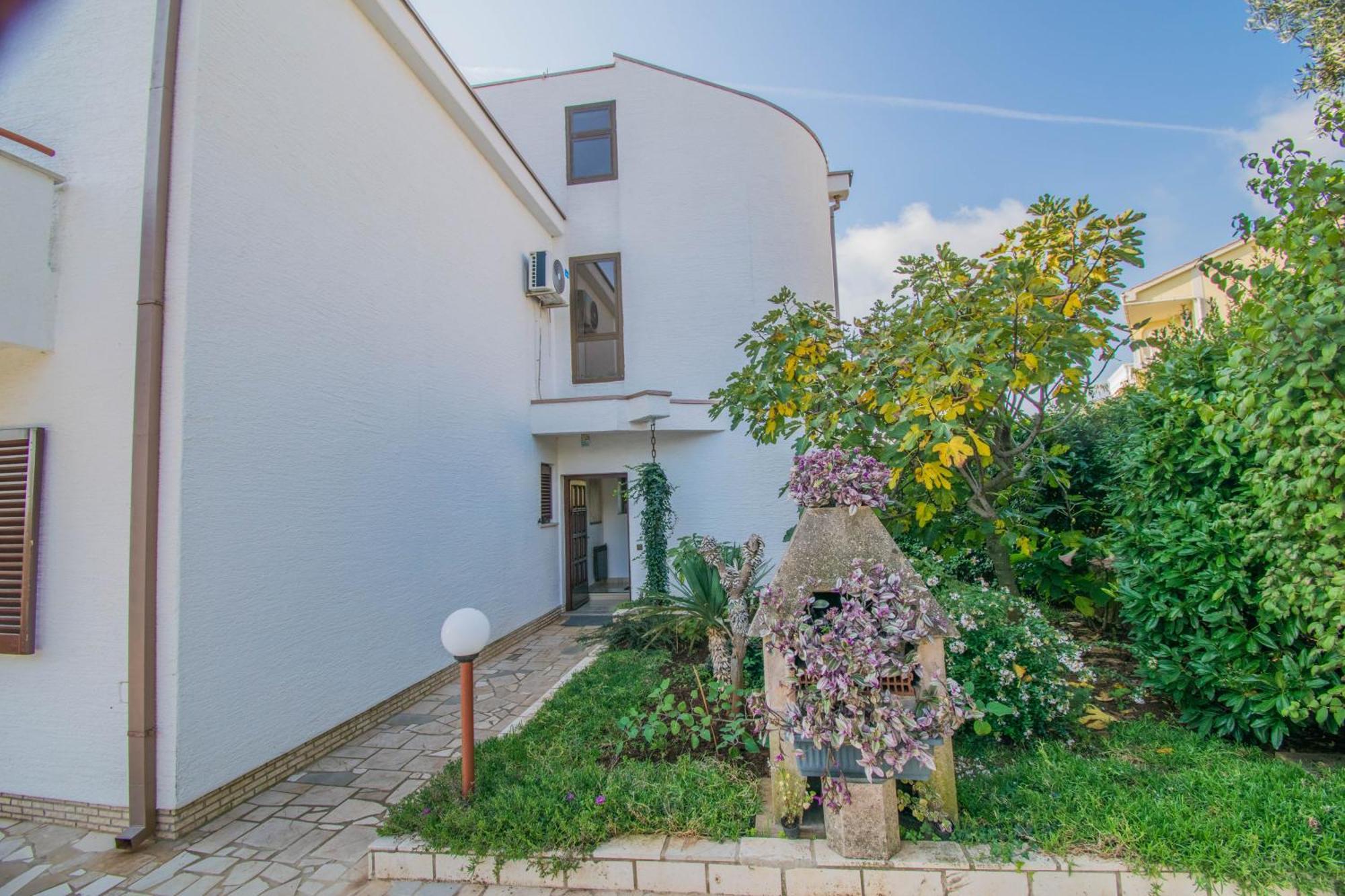 Apartments Grand & Plav In Krk 克尔克 外观 照片